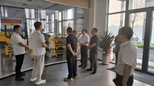 濟寧創新谷發展集團有限公司董事長率領團隊一行到我司視察調研